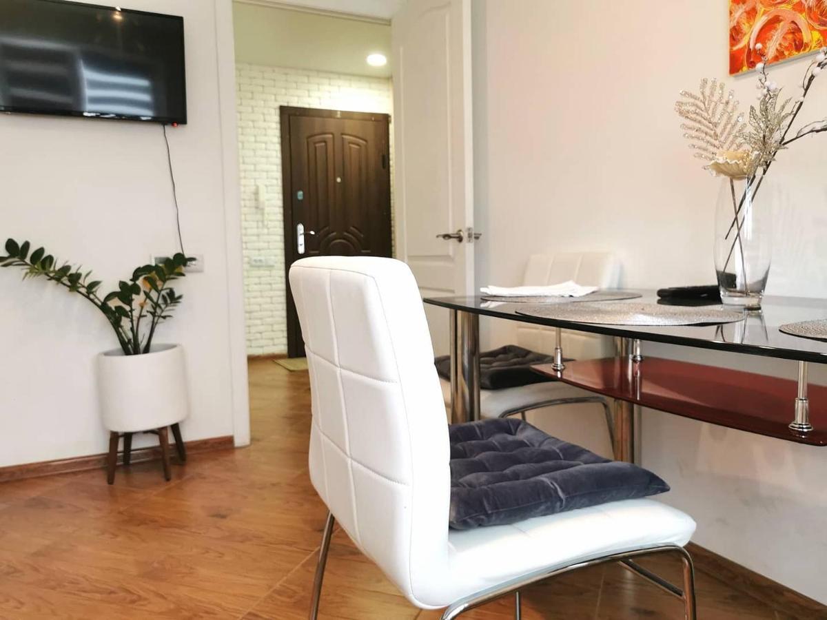 Studio Apartment In The Center Shostka Ngoại thất bức ảnh